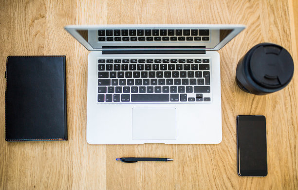 莫杯木desc背景图片下载