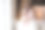 妈妈和女儿在家里的明亮的颜色在圣诞节的全家福照片。图片下载