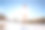 妇女在冬季进行越野跑，在雪地上慢跑图片下载