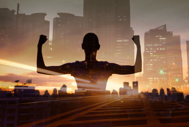 城里的女强人图片下载