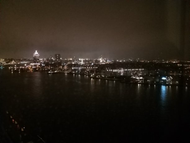 阿姆斯特丹在晚上图片下载