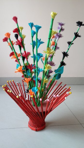 纸花瓶图片下载