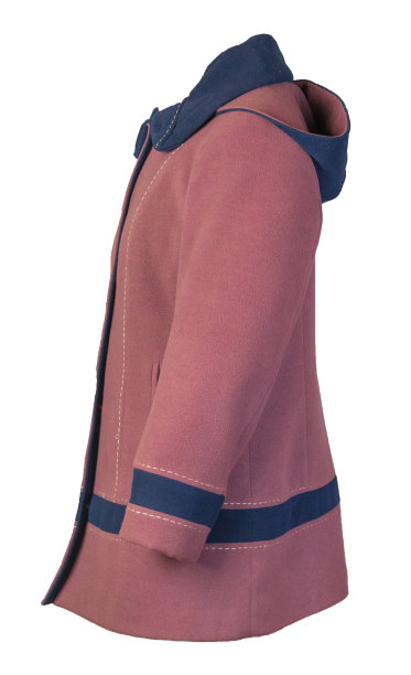 有兜帽的女性羊毛外套，孤立在白色背景上。图片下载