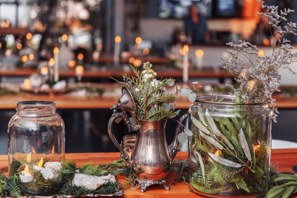 餐厅聚会餐桌装饰波西米亚风格图片下载