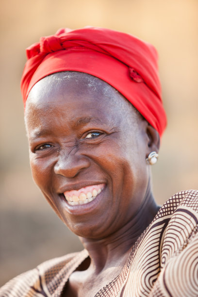 非洲的奶奶图片下载