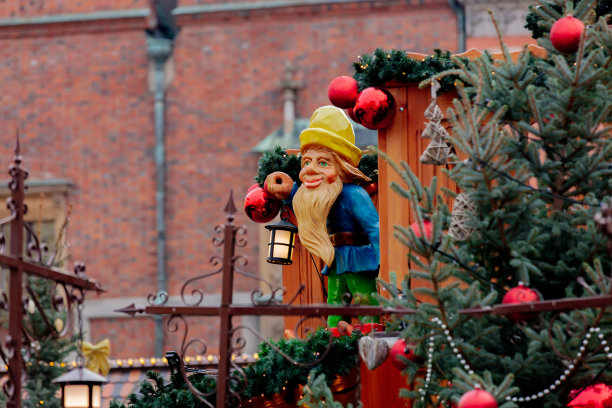 波兰弗罗茨瓦夫圣诞市场上的侏儒图片下载