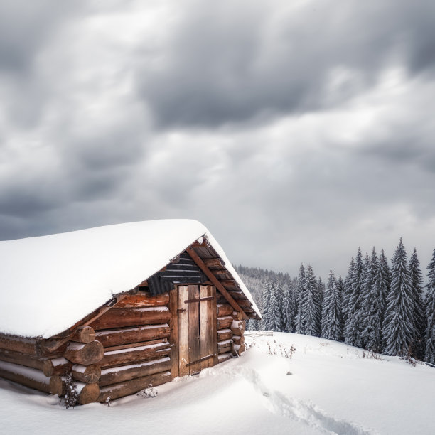 美丽的风景和雪屋图片下载