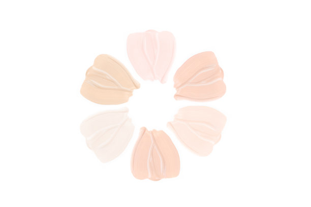 色调底霜描。图片下载