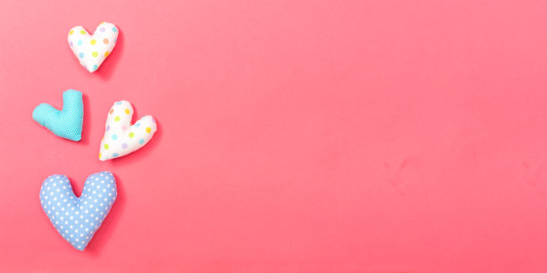 心垫情人节主题图片下载