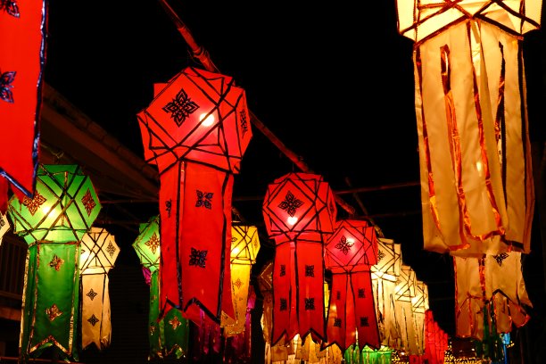 水灯节上的灯笼图片下载