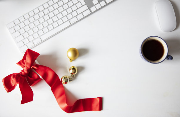 圣诞节的办公桌上图片下载