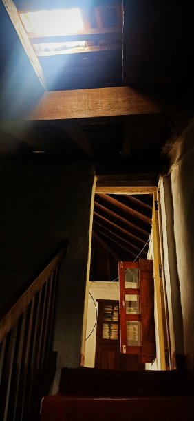 分层的空间图片下载