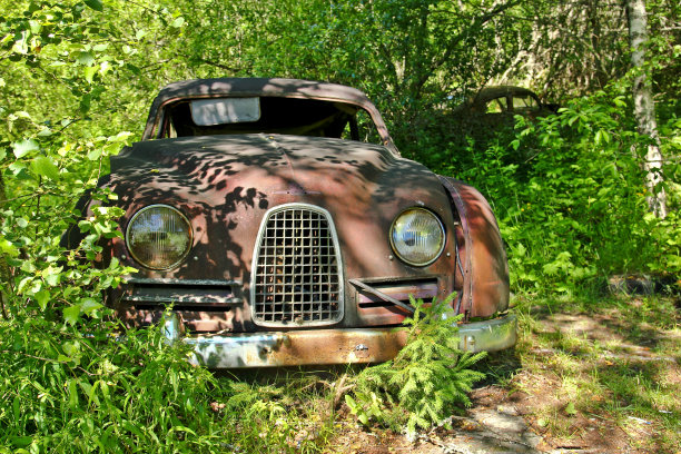 汽车变成了残骸图片下载