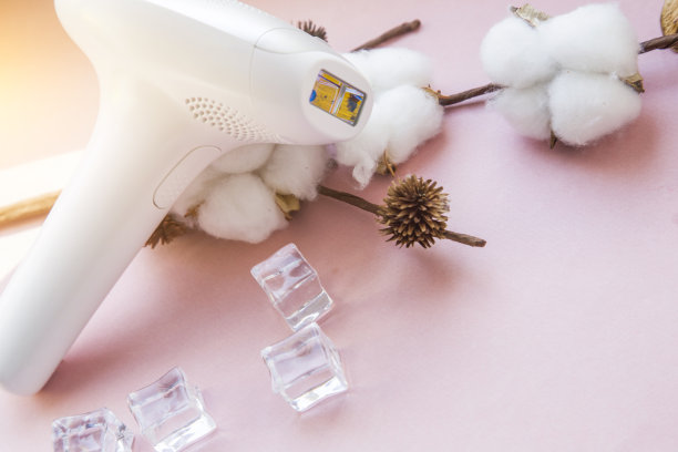 照片脱毛对身体，腿，腋窝和比基尼区域的脱毛图片下载