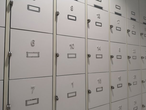 壁挂式储物柜图片下载