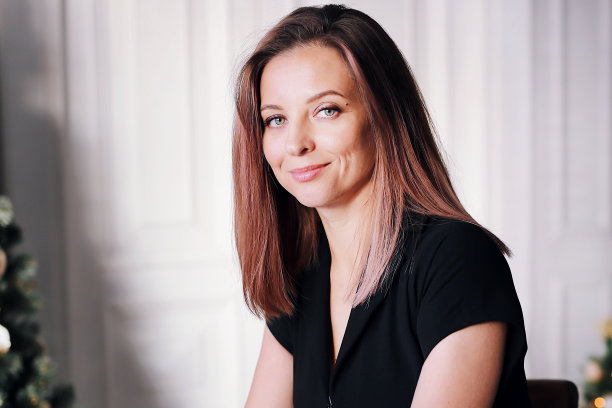 美女与圣诞图片下载