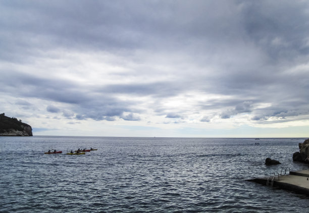 皮艇在杜布罗夫尼克图片下载