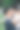 新婚夫妇在婚礼上幸福地拥抱和亲吻。图片下载