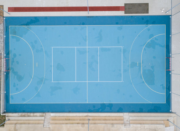 上方蓝色庭院图片下载