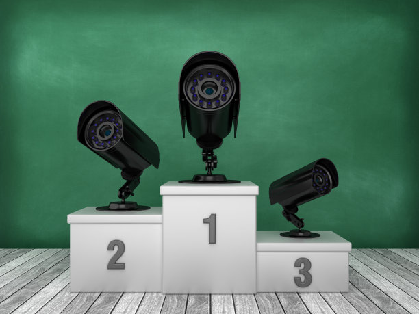 讲台与安全摄像机在黑板背景- 3D渲染图片下载