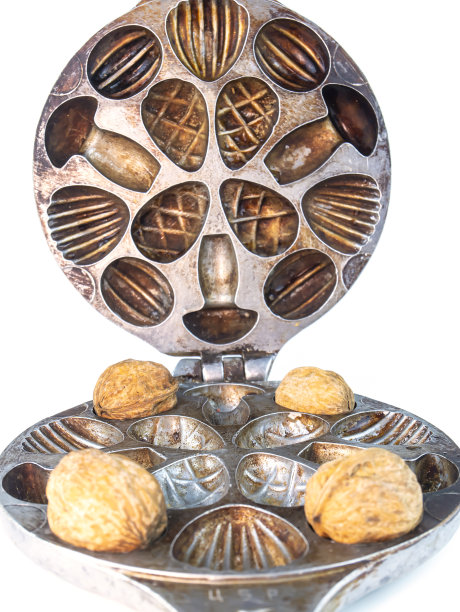 在白色背景上的烹饪饼干烤盘。图片下载