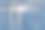 在初夏的早晨，一个女人在阳台上欣赏着美丽的海景。图片下载