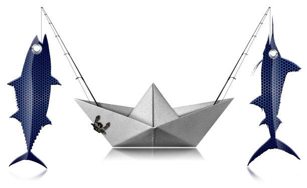 大游戏钓鱼概念-纸拖网渔船与两个鱼竿和捕获鱼图片下载
