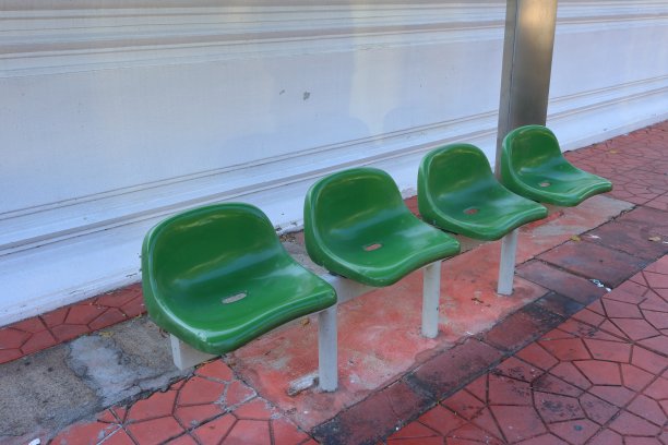 公车站的椅子图片下载