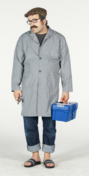 白色背景下的维修工图片下载