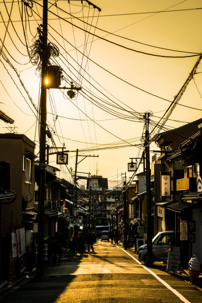 京都城狭窄的街道图片下载