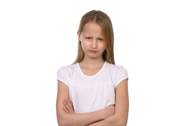 工作室里那个情绪消极的小女孩图片下载