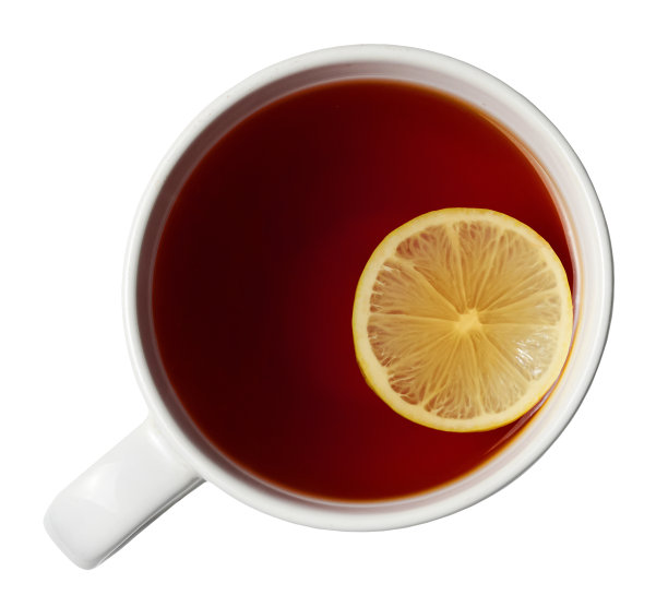 一杯用柠檬隔离的茶图片下载