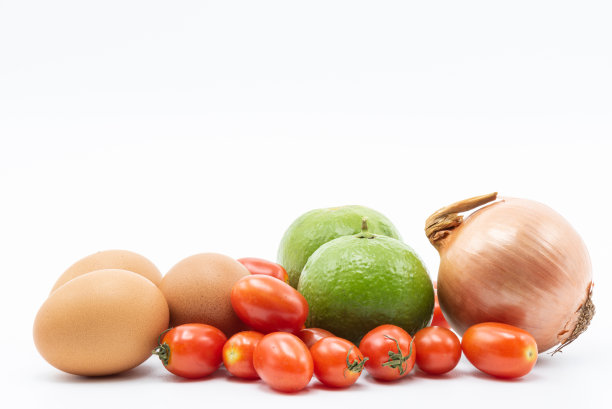 混合蔬菜和新鲜鸡蛋图片下载
