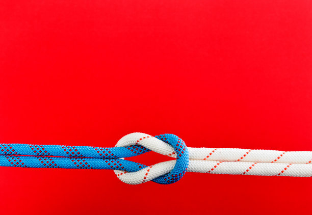 暗礁结在红色的背景上图片下载