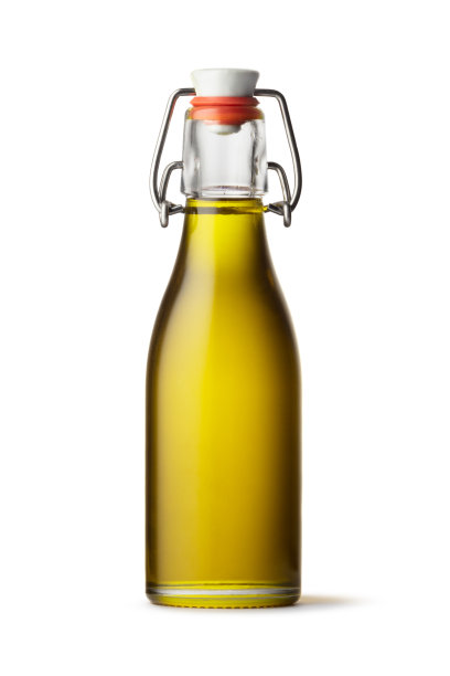 调味料:白底色上分离的橄榄油图片下载