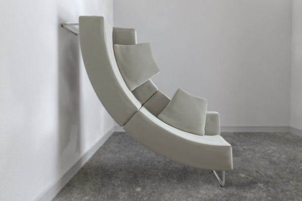 弯曲的沙发图片下载