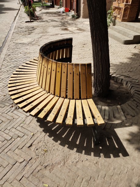 公共椅子喀什的公众。图片下载