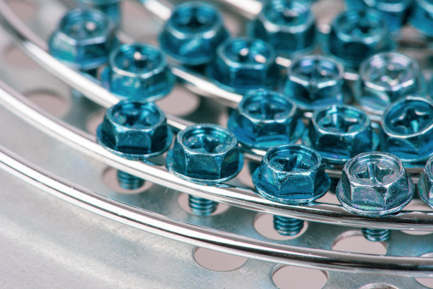 拧紧圆孔穿孔板图片下载