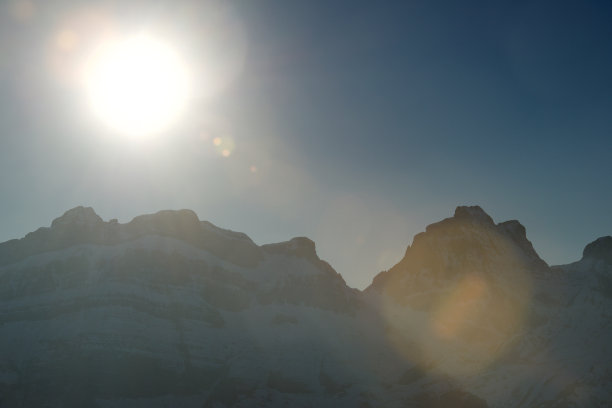 庇里牛斯山图片下载