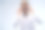 一个年轻的时尚男子的肖像戴墨镜在灰色的背景。图片下载