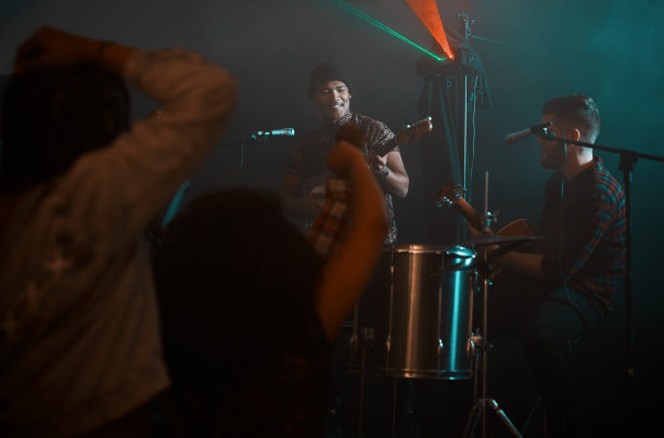 执行与激情图片下载