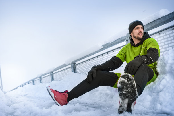 高强度锻炼后休息图片下载