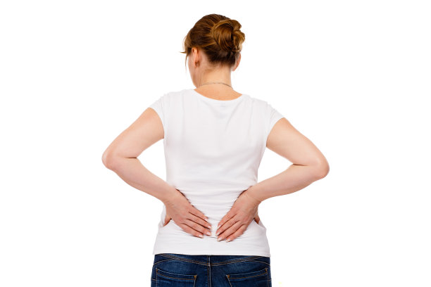 女人按摩背部疼痛在白色的背景图片下载