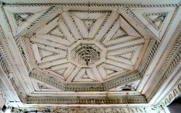 吉达麦加地区Al Balad的华丽木制天花板，沙特阿拉伯图片下载