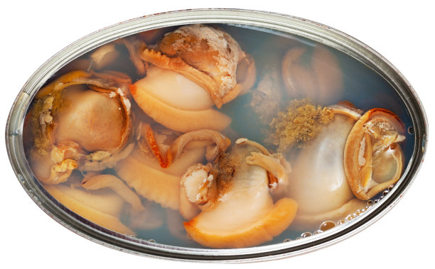 浸泡过的贝类在开了的锡罐里图片下载