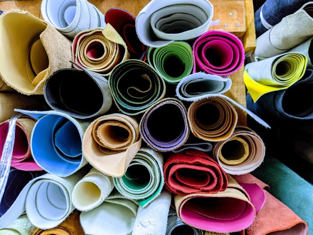 当地供应商的皮革卷图片下载