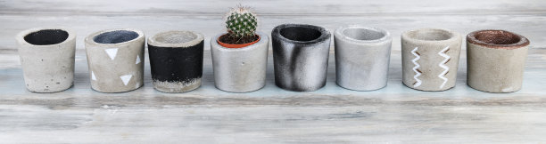 不同的现代混凝土花盆图片下载