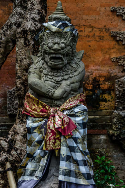 巴厘人的守护者裹在长布里图片下载