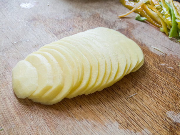 中式食材:碎土豆图片下载