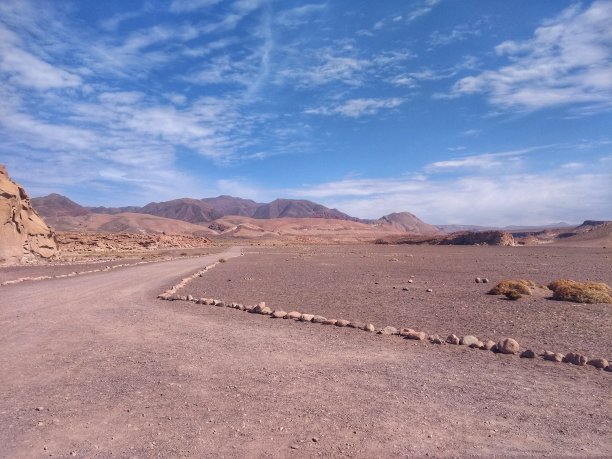 好的耶巴斯，彩虹谷，智利圣佩德罗·德·阿塔卡马图片下载